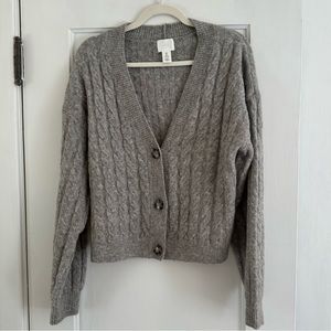 NEVER WORN Cable Knit Cropped Cardigan